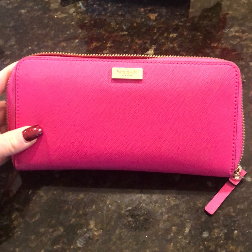 Gently used Kate spade wallet